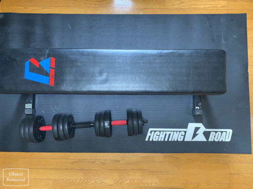 ダンベル、ベンチ、マット