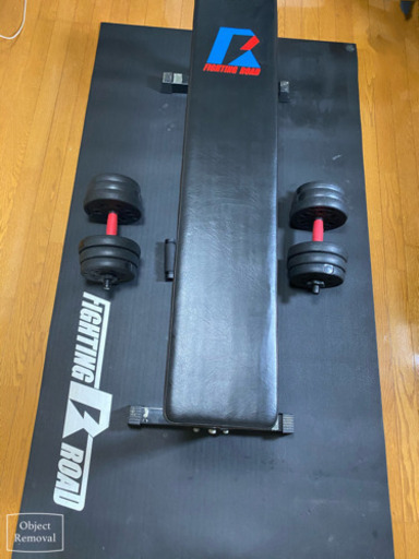 ダンベル、ベンチ、マット