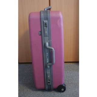 スーツケース(中型)の画像