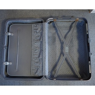 スーツケース(中型)の画像