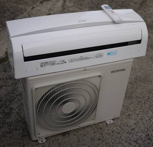 美品 18年製 IRIS OHYAMA アイリスオーヤマ ルームエアコン IRA-2203R 2.2kw 冷房6～9畳 暖房5～6畳 スタンダードシリーズ