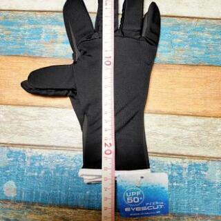 波乗りに最適！！手だけを焼きたくない人にオススメのUVカット98%以上のグローブの画像