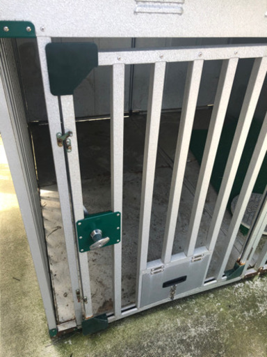 大型犬用　犬舎