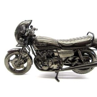 レッドバロン 世界の名車シリーズ vol23 スズキ GS1000S ミニレプリカ 置物 札幌 北20条店の画像