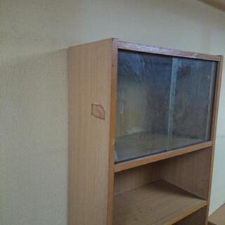 机 取りにこられる方へ譲ります。の画像