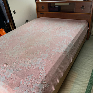 セミダブルベッド　の画像