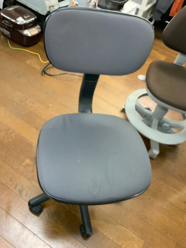 オフィス椅子　グレー　中古^_^