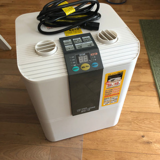 季節外れですが、ナカトミ　スチームファン式加湿器お譲りします　美品の画像