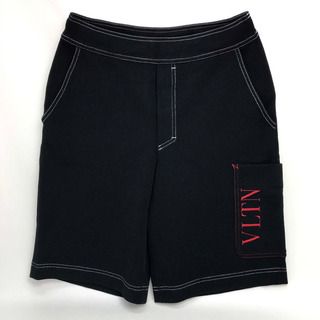 【未使用】VALENTINO ヴァレンティノ ハーフパンツ 赤ロゴ ショートパンツ レーヨン / ポリエステル ブラック メンズ