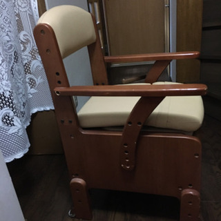 木製ポータブルトイレの画像