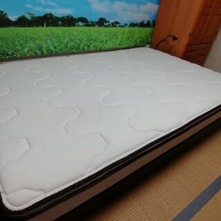 【値下げしました】Sealy ダブルマットレスの画像