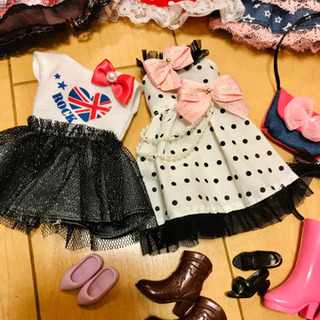 リカちゃん　洋服5点と小物セット＋おまけの画像