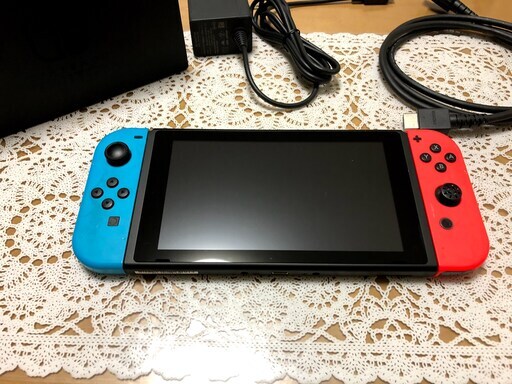 任天堂　スイッチ　修理上がり（本体新品）