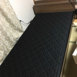 決まりました！　シングルベッド 棚 コンセント付き ②の画像