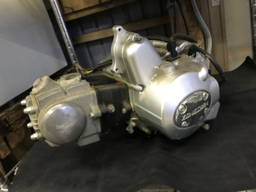 問合せ多数なので早いもの勝ち110ccエンジン、５０ccエンジン各10000円