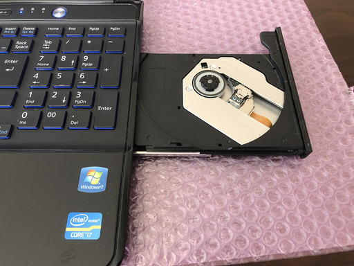 中古　富士通　LIFEBOOK AH77/G　天板スレ・キズ多い　Windows10 Core i7 2.20GHz 4コア　メモリ8GB 新品SSD240GB カメラ内臓