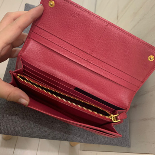 PRADA ビッグリボン　長財布