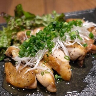 【虎ノ門・神谷町/土日休み】落ち着いた本格BAR！キッチン兼バーテンダー募集！の画像