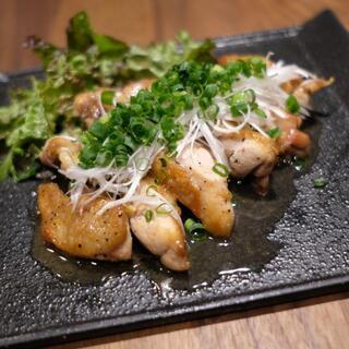 【虎ノ門・神谷町/土日休み/正社員】落ち着いた本格BAR！キッチン及びバーテンダー！の画像