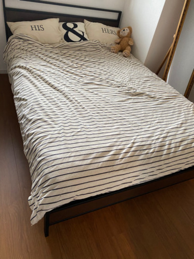 北欧インテリア　モダン　ダブルベッド　パイプベッド　マットレス