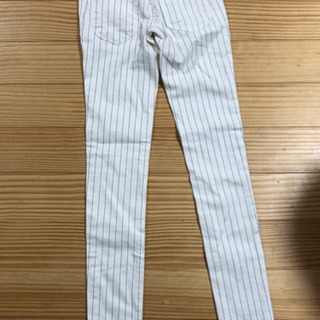 ストライプスキニーの画像