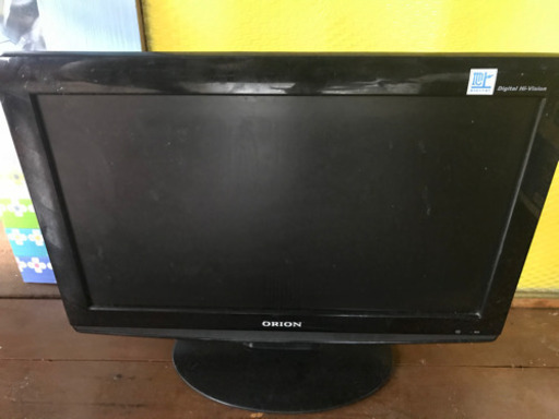 19型液晶テレビ