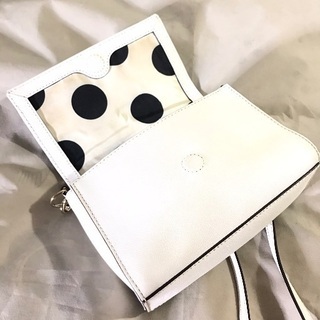 ケイトスペード ホワイトレザー クロスボディ斜めがけショルダーバッグ