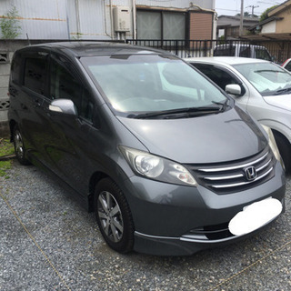 ホンダ フリード ガンメタ H21年製 禁煙 7人乗り