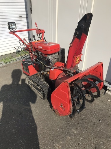 ヤンマー除雪機8馬力　ジャンク品で　引取限定です。