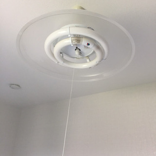 シーリングライト(電球つき)すぐ使えます