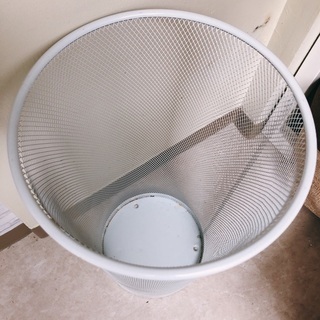 普通の傘立ての画像