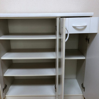 食器棚　中古　無料で差し上げますの画像