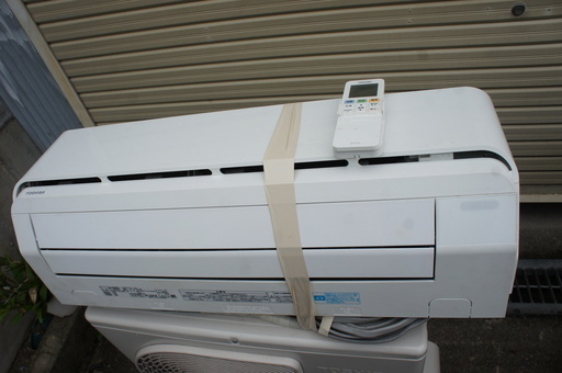 TOSHIBA(東芝）エアコン！2.2kw（6畳用）・2015年製をお安くお譲ります！