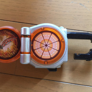 仮面ライダー鎧武　ロックシールド　4つ　中古の画像