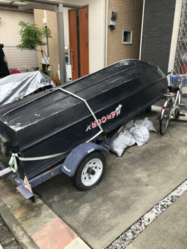 アルミボートとトレーラー