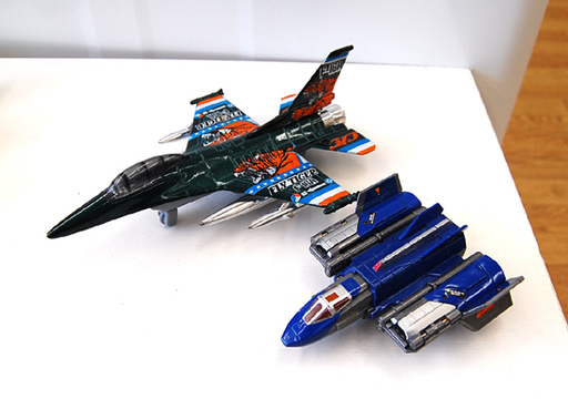 トミカ モータートミカ チョロQ ミニカー 戦闘機 飛行機 まとめて 約3.4㎏ チョロキュー 車 おもちゃ コレクション MOTOR