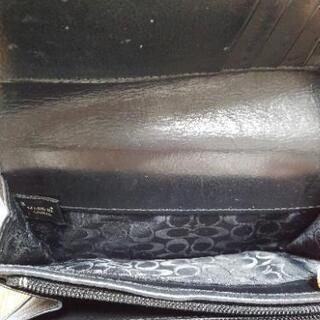 COACH 折り畳み財布👛 本革紺色の画像