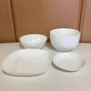 白い食器 4個まとめて