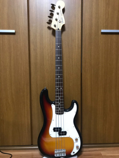 フェンダー エレキベース