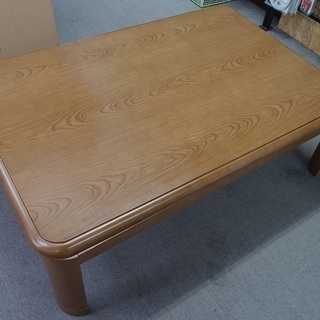 中古品　幅が約120ｃｍ 奥行約80ｃｍ　のこたつ