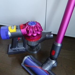 【ほぼ新品】ダイソン Dyson V7 Motorhead（ピンク） 掃除機の画像