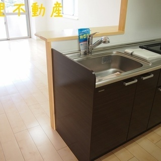 【名護市屋部☆築浅１ＬＤＫ広々物件(*^-^*)最上階残り一部屋です!!】 - 名護市