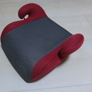 リーマン ジュニアシート差し上げます。