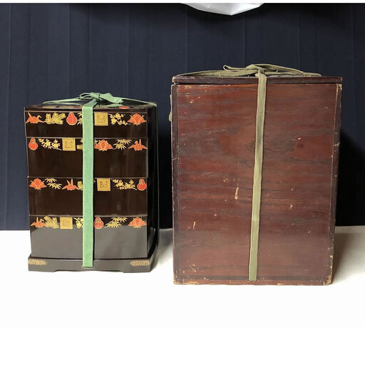 c712 木製 漆器 重箱 蒔絵 小重箱 台付 箱付 四段重