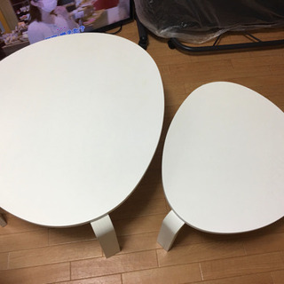 7/15までの取引限定 IKEA SVALSTAローテーブル