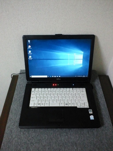 （代引可能）WIN10 FUJITSU FMV-A6270