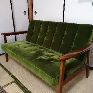 カリモク60　2シーター　ソファ　モケットグリーン