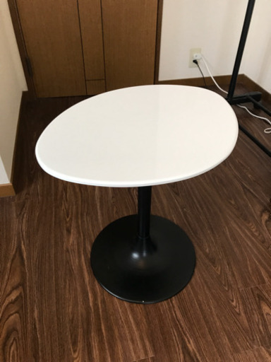 (成約済み)サイドテーブル フライミーノワール