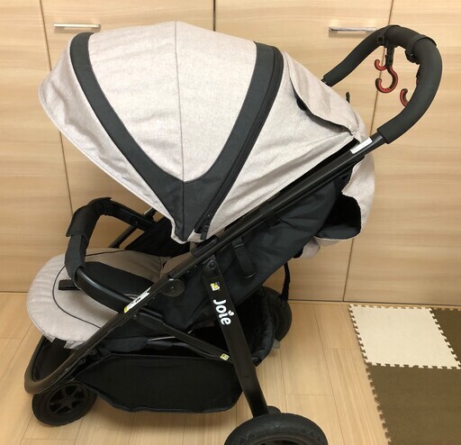 カトージ　Joie ジョイー ライトトラックス  三輪ベビーカー