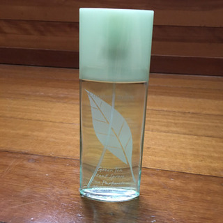 　値下げしました　ほぼ新品『人気』香水エリザベスアーデン　グリー...